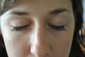 eye lashes extensions